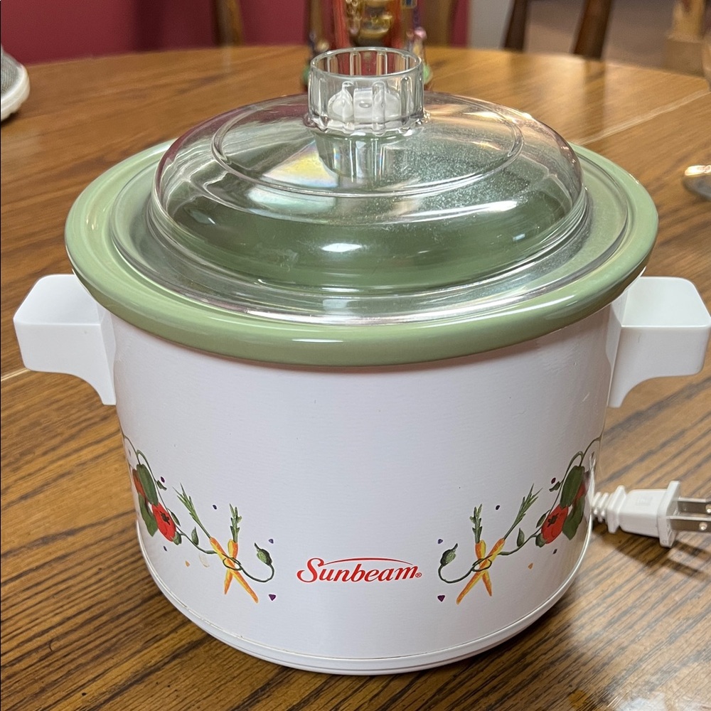 Sunbeam White and Green Floral Slow Cooker